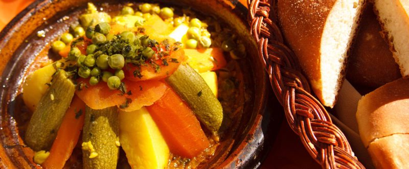 Berber vegetable tagine with bread